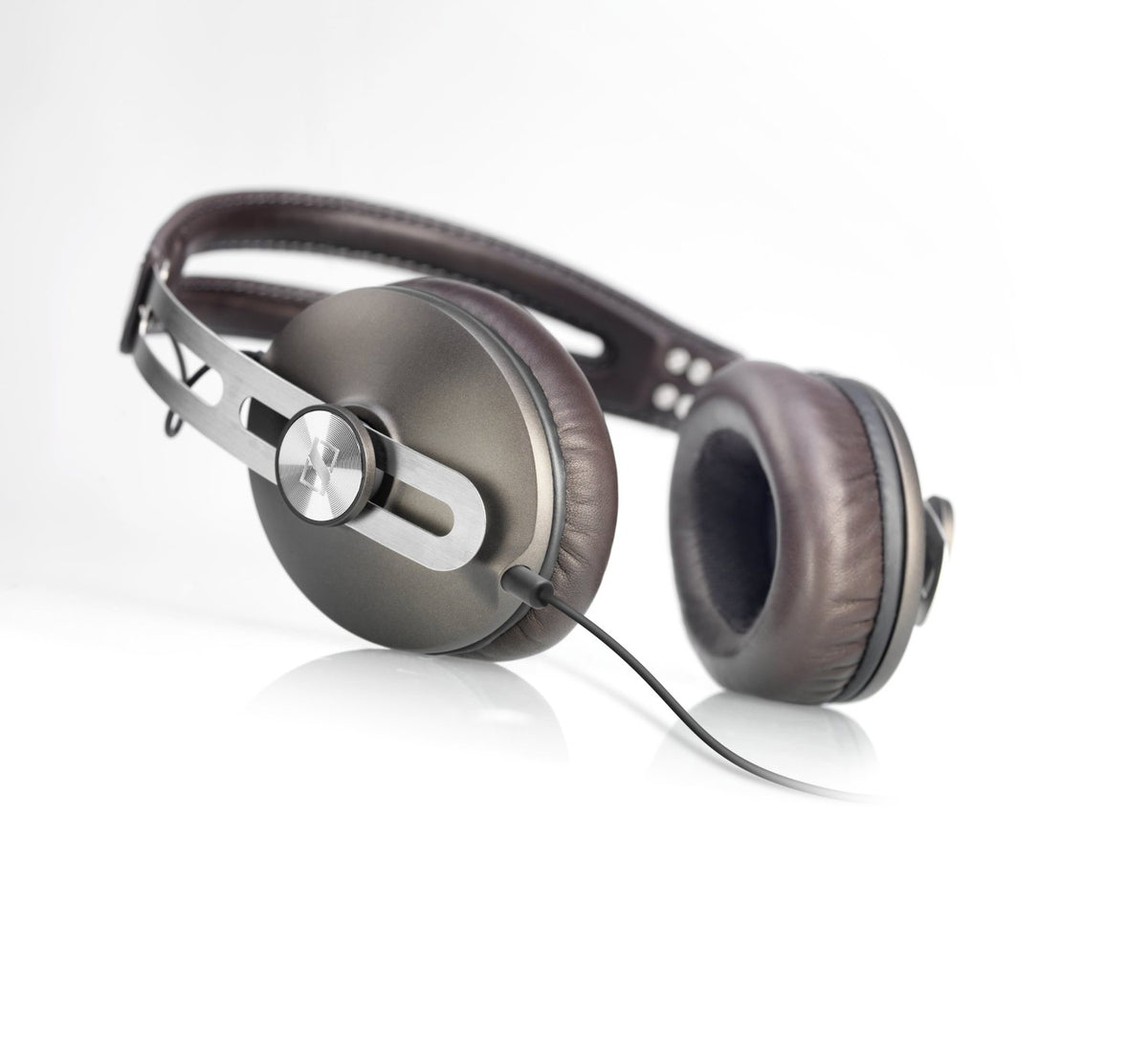 Sennheiser MOMENTUM Closed Over Ear DJ Pro Stereo Luxury Headphones (Open Box)