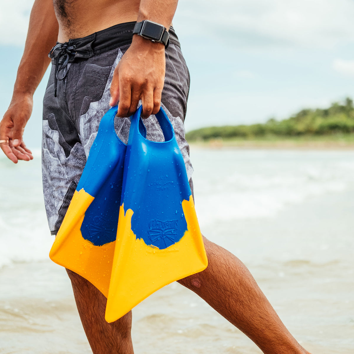 Churchill Makappuu Adult Unisex Rubber Swim Fins, Blue/Orange, X-Large(Open Box)