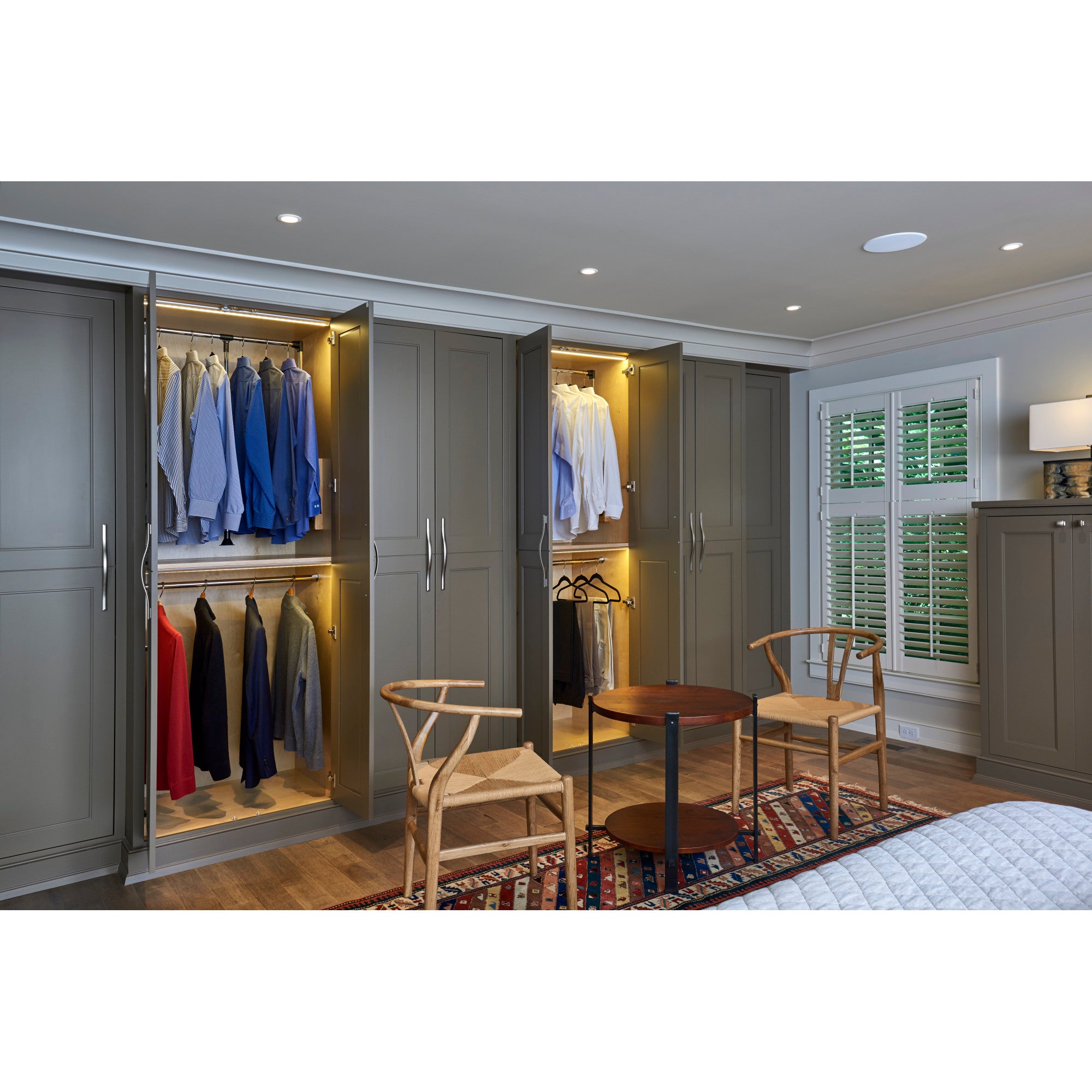 Rev-A-Shelf 35" - 48" Adjustable Pulldown Closet Rod, Chrome, CPDR-3548 - VMInnovations