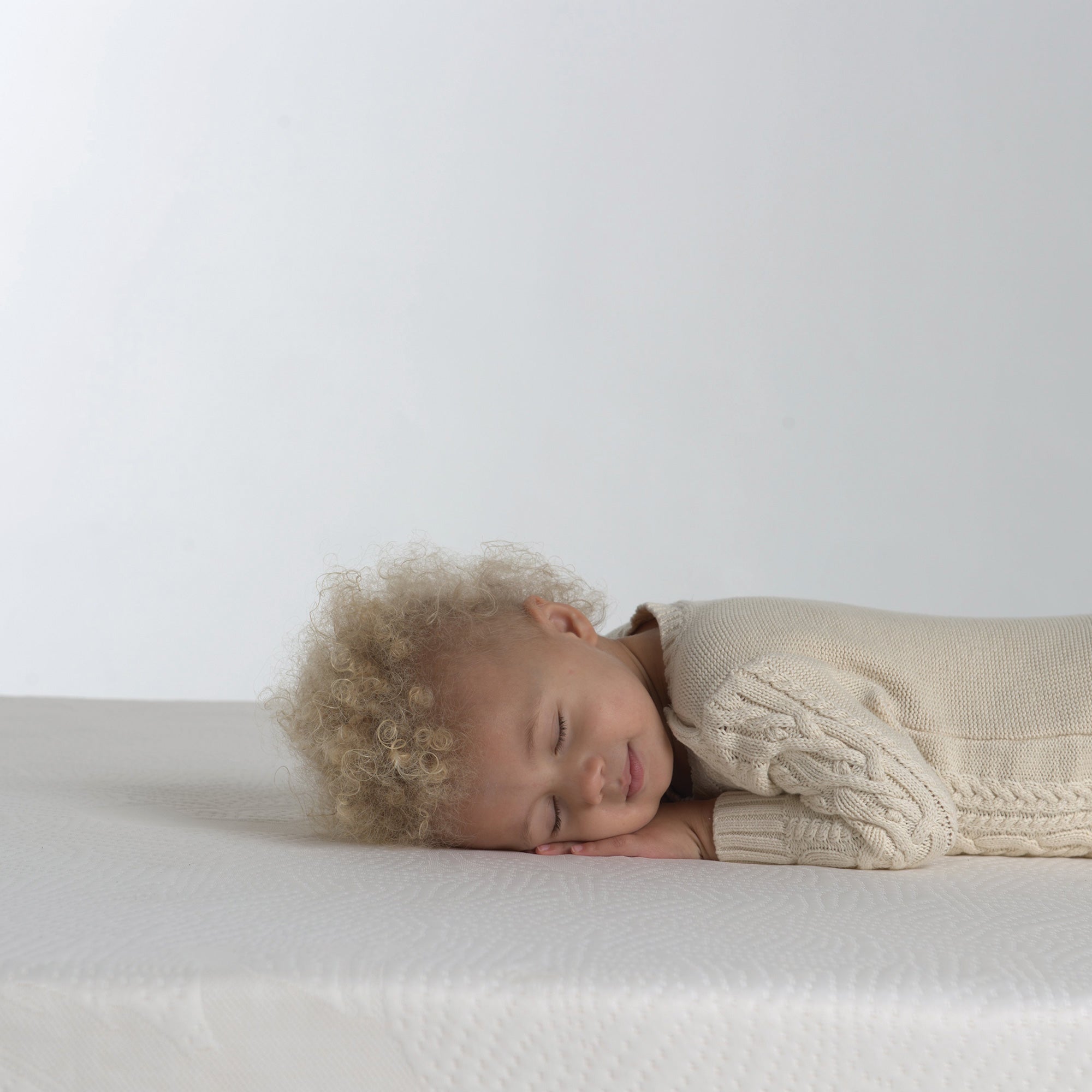 Bundle of Dreams 6" Hypoallergenic Baby Crib Mattress, Organic Cover (Used)