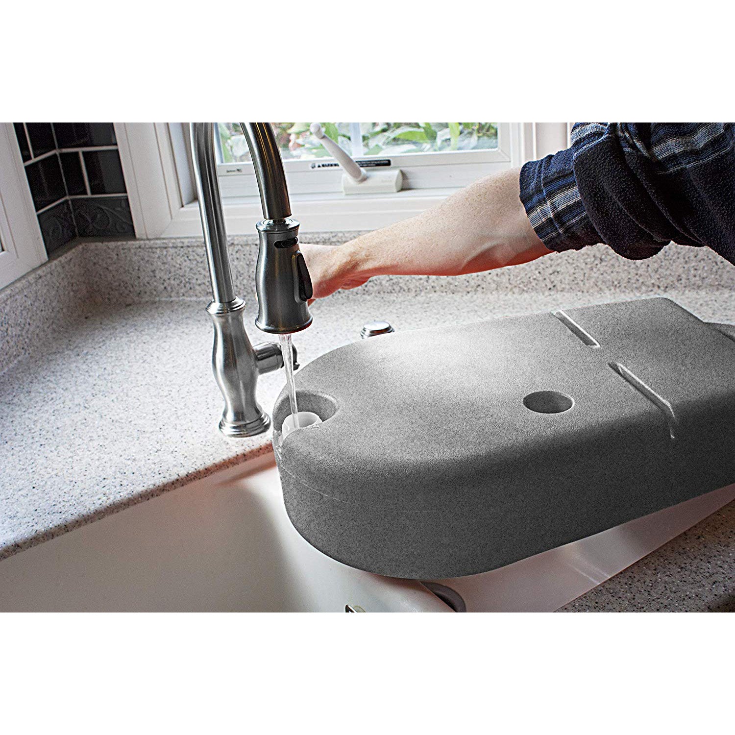 Dakota 283 Dine N Dash Large On-the-Go Travel Feeding, Coyote Tan (Open Box) - VMInnovations