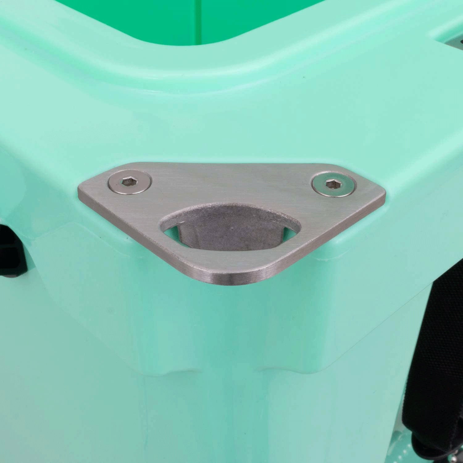Driftsun 110 Qt Insulated Hardside Ice Chest Cooler, Sea Foam Green (Open Box)