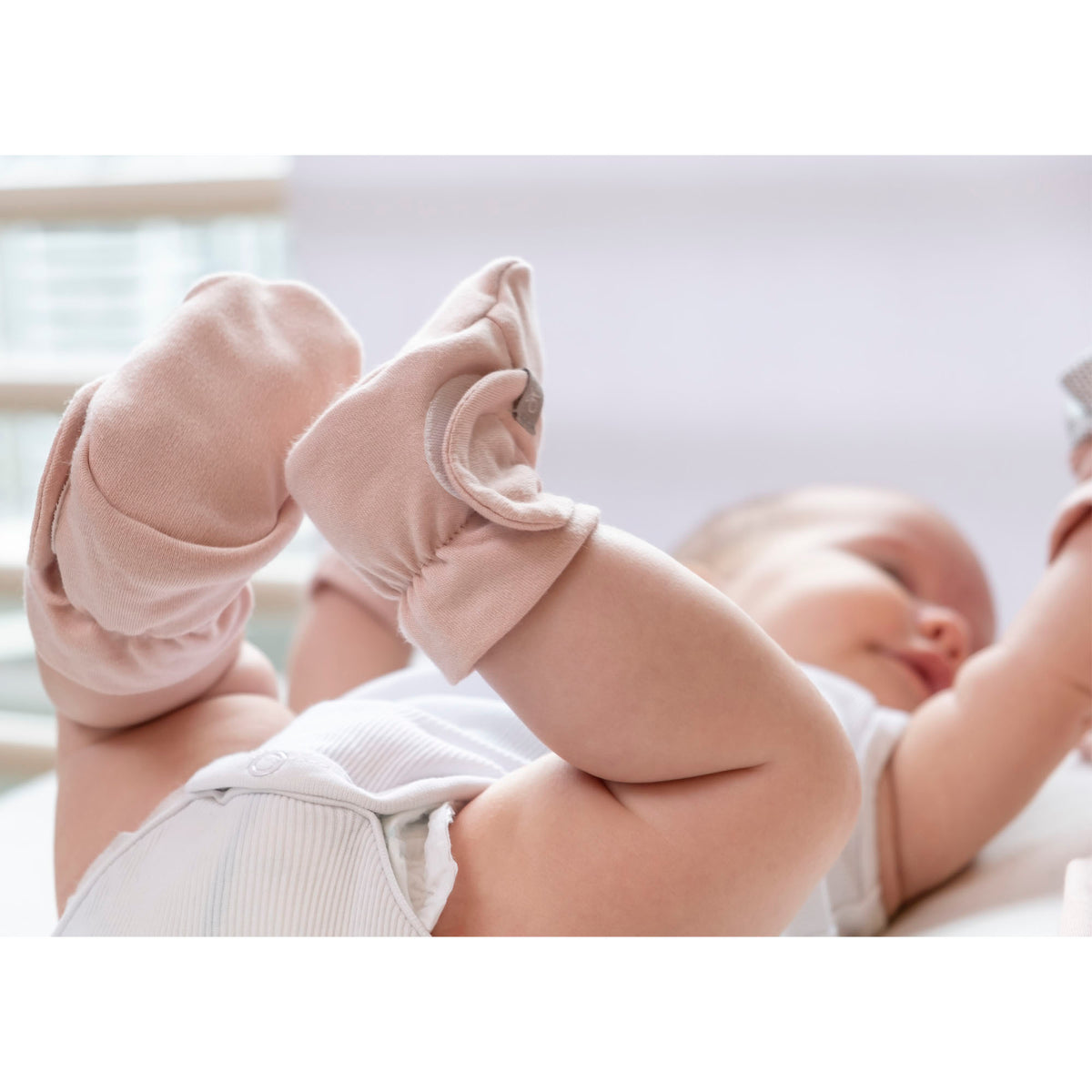 Goumikids 0-3M Unisex Baby Footie Pajamas with Booties (2 Pairs), Floral/Rose - VMInnovations