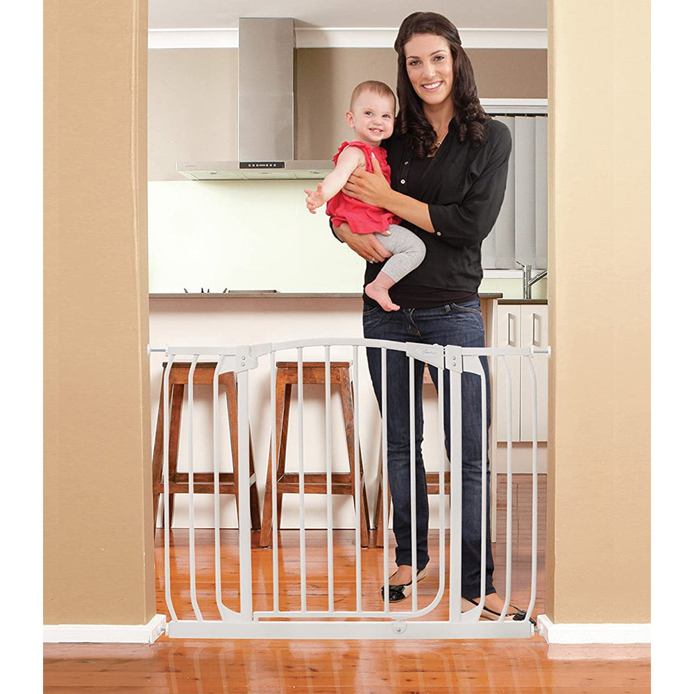 Dreambaby F170W Chelsea 38 to 42.5 Inch Auto-Close Baby Pet Safety Gate, White - VMInnovations