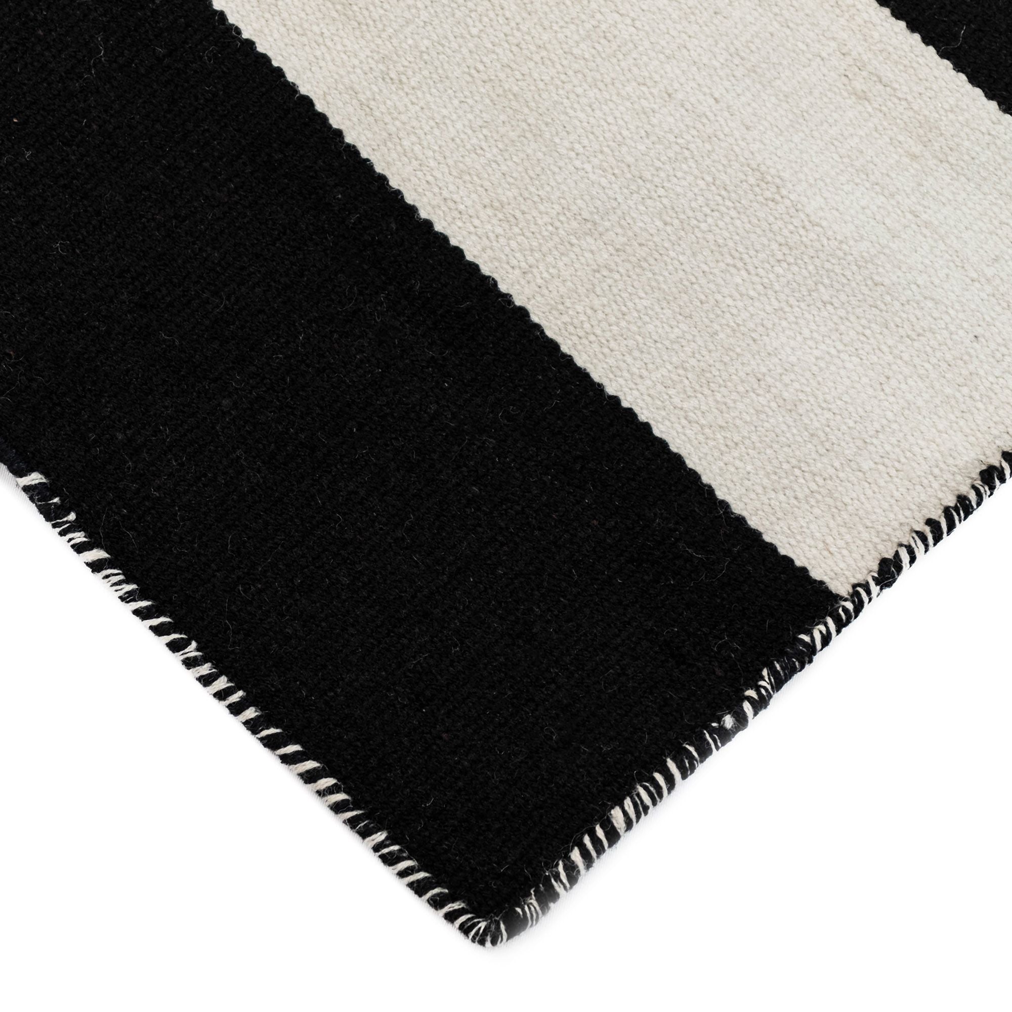 Liora Manne Transocean Indoor Outdoor Area Rug, Rugby Stripe, 8' 3" x 11' 6" - VMInnovations