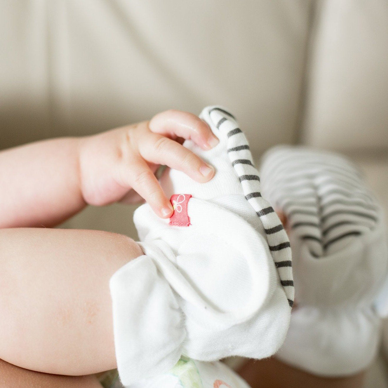 Goumikids Organic Stay On Baby Boots Infant Booties, 0-3M Gray Stripe (Open Box) - VMInnovations