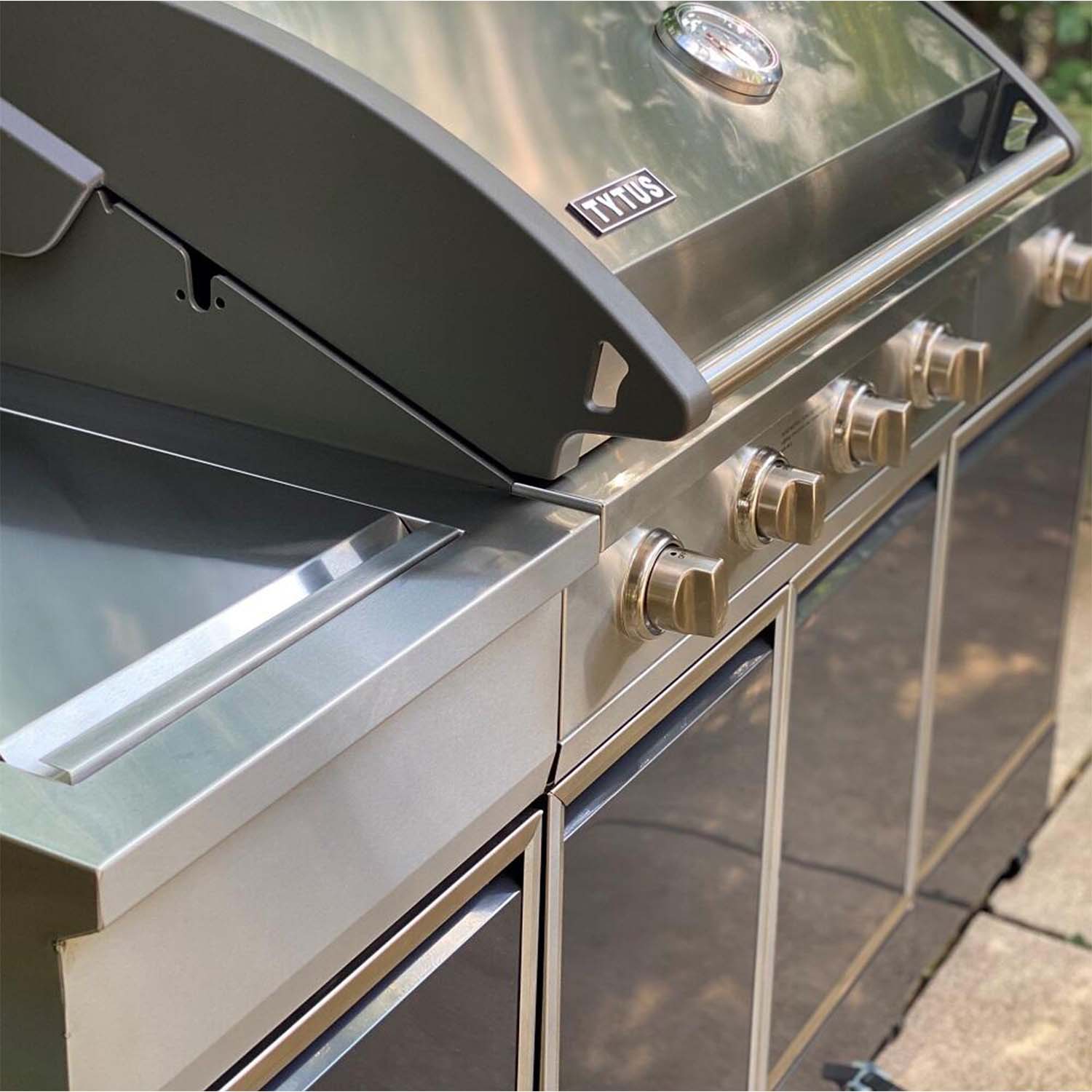 TYTUS Liquid Propane 4 Burner Gas Stainless Steel Grill Island, Charcoal Gray - VMInnovations