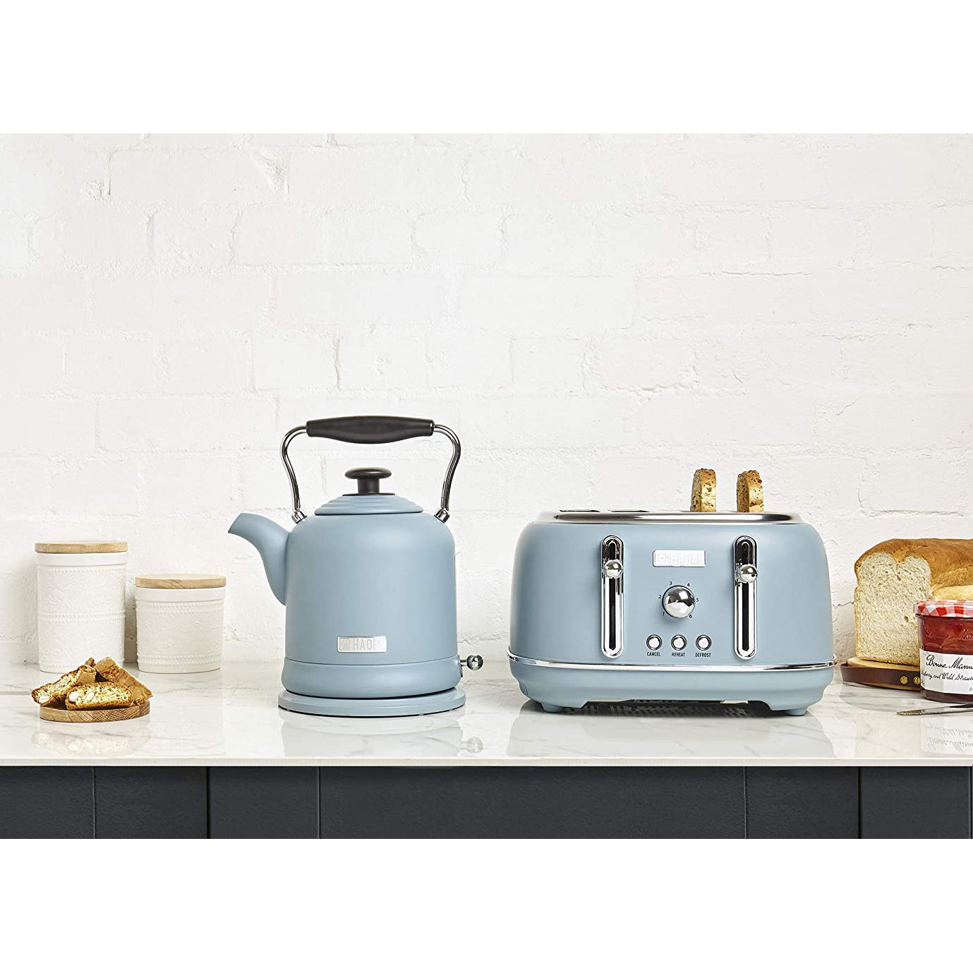 Haden Highclere 4 Slice Retro Vintage Wide Slot Toaster, Pool Blue (Open Box) - VMInnovations