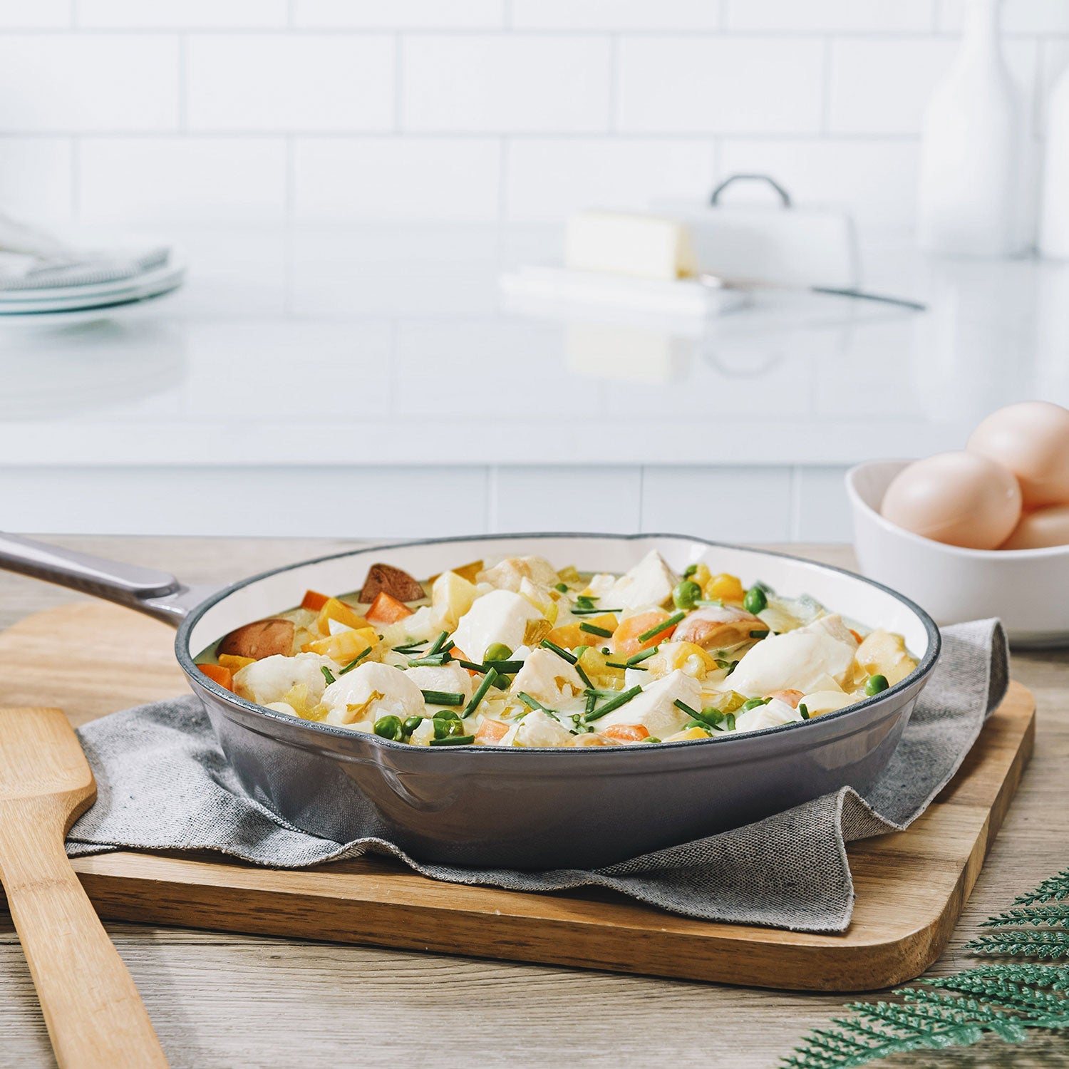Hamilton Beach Enameled Coated Cast Iron Frying Pan Skillet, Gray (Set of 3) - VMInnovations