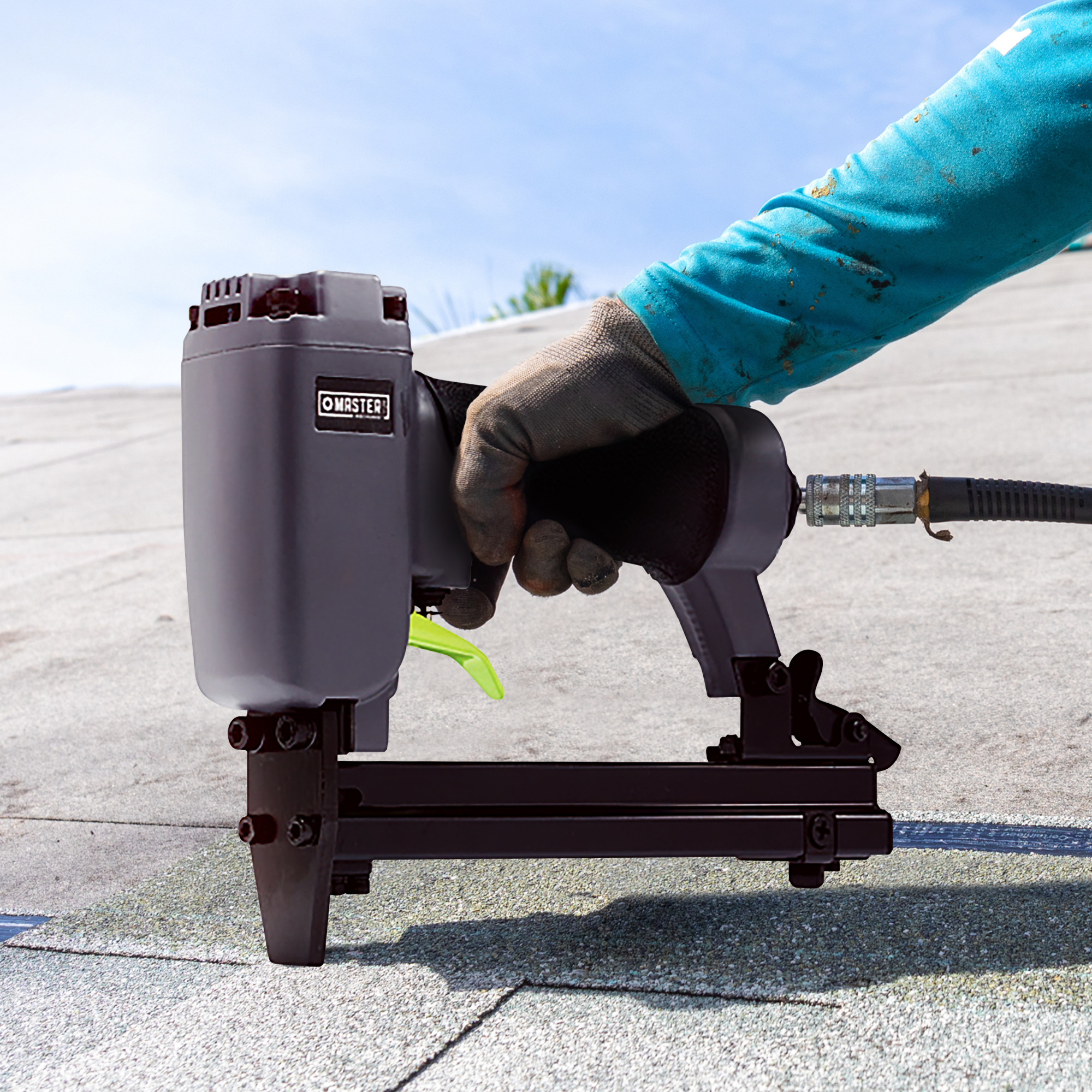 Master Mechanic Pneumatic Upholstery Stapler, 22 Gauge Heavy Duty Staple Gun - VMInnovations