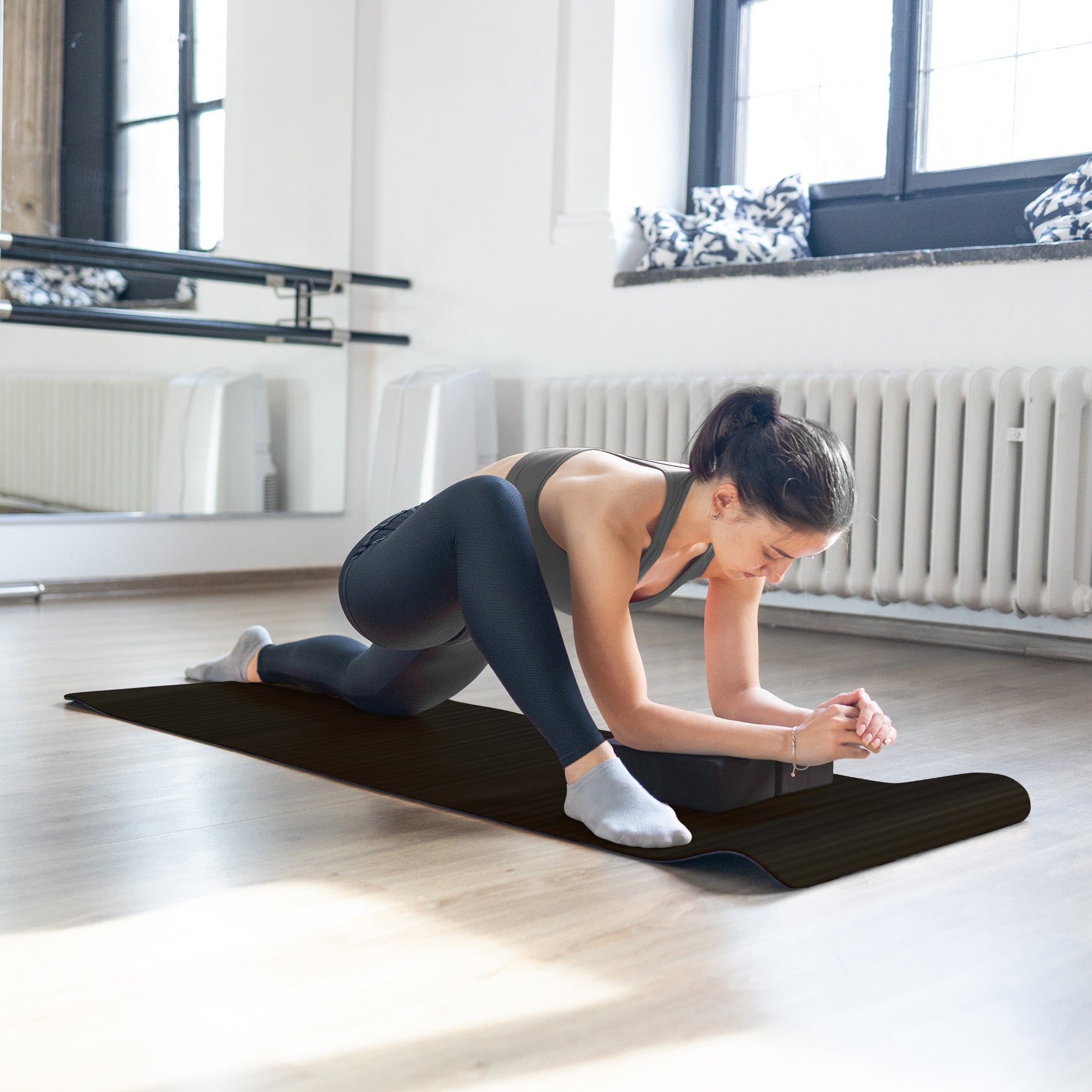 BalanceFrom Fitness 7 Piece Yoga Set with Mat, Stretch Strap & Knee Pad, Black
