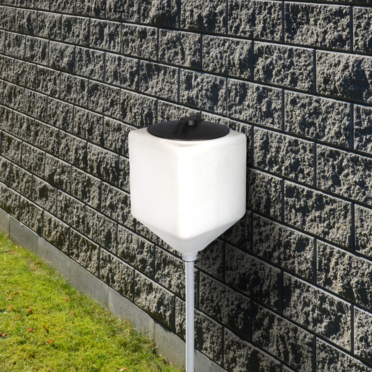 Norwesco 5 Gallon Square Total Drain Tank for Patio, Lawn, and Garden, White