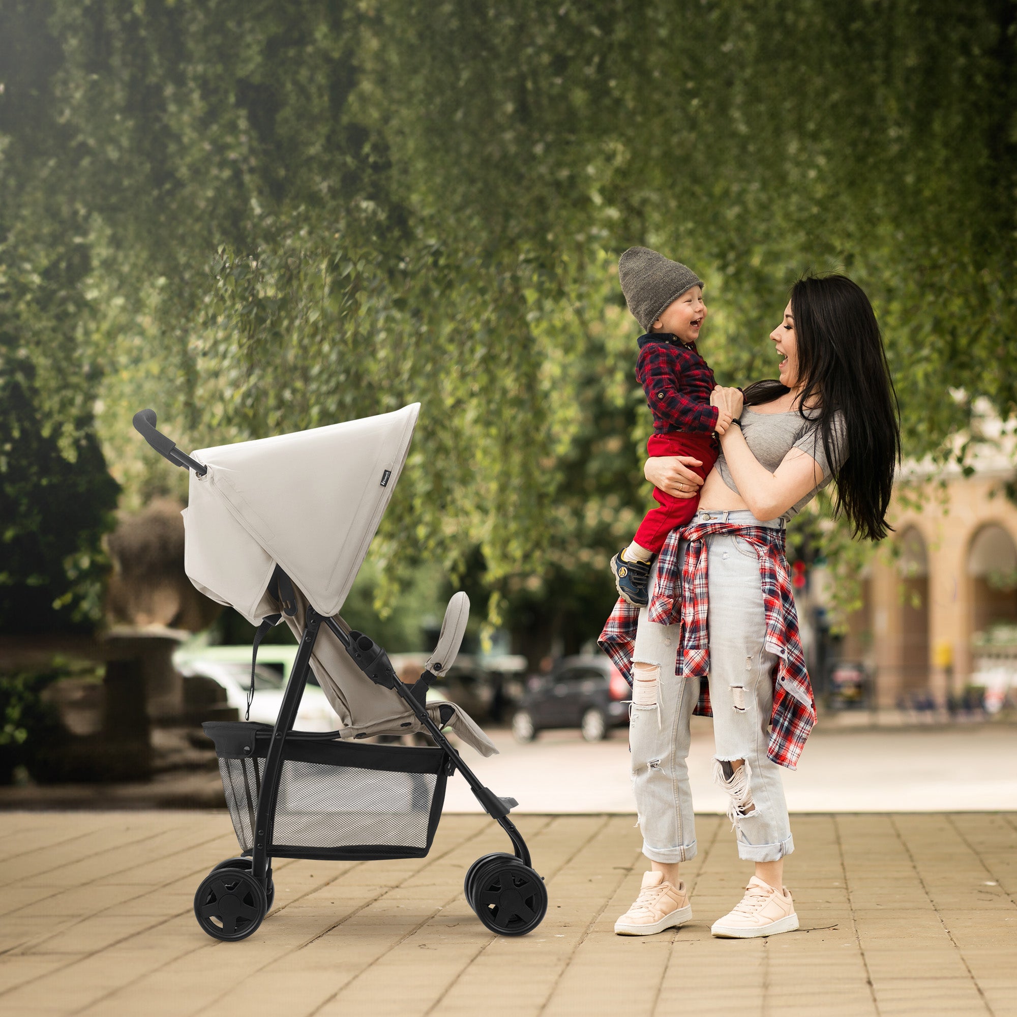 hauck Sport T13 Lightweight Compact and Foldable Stroller, Push Chair, Beige - VMInnovations