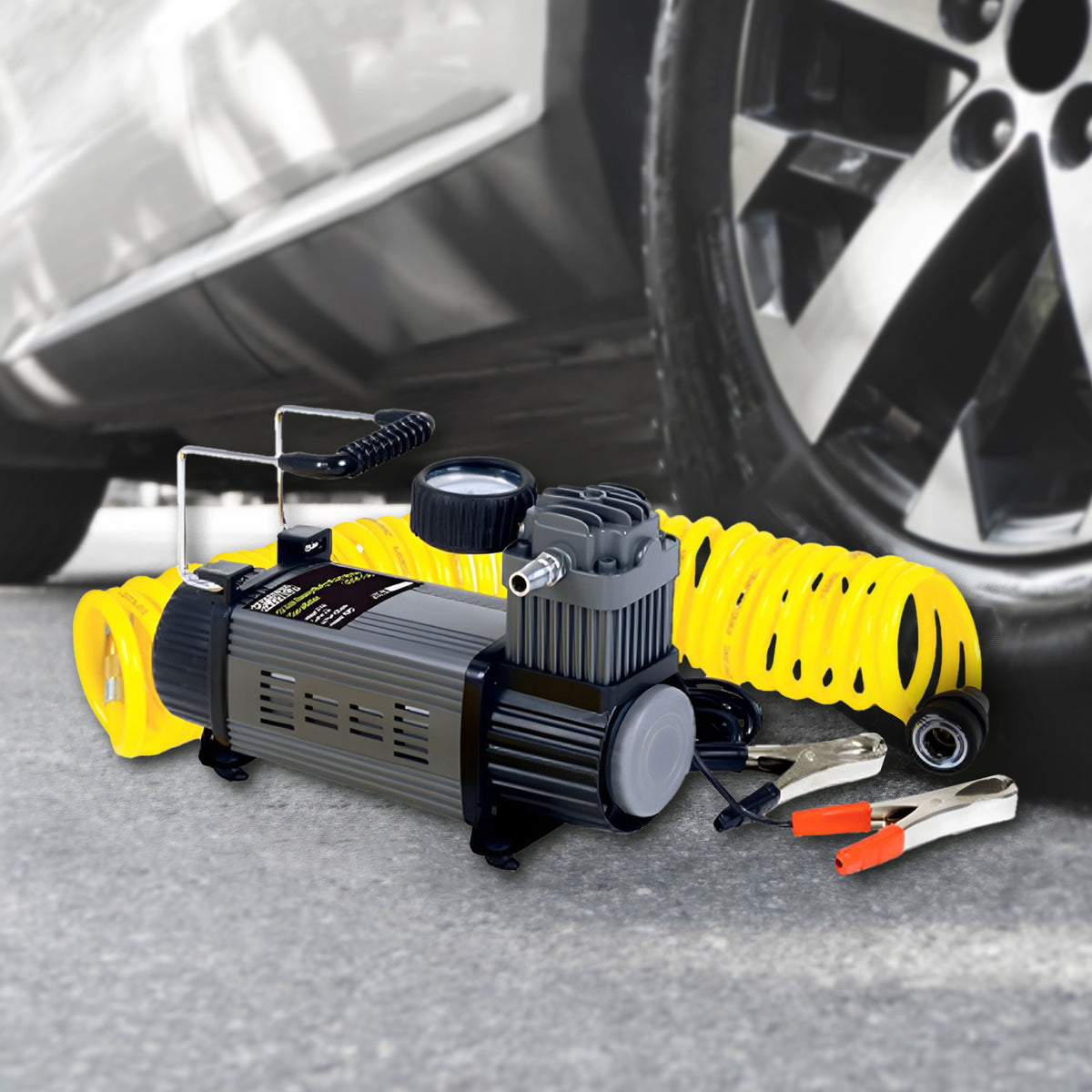 Master Mechanic 12 Volt Tire Inflator with 120 Maximum PSI and Bag (Used)