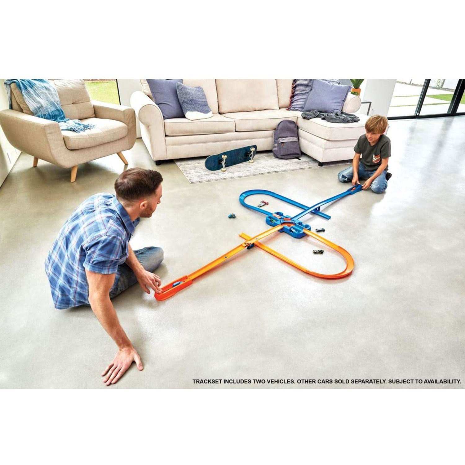 Hot Wheels Toy Car Track Builder 36 Piece Deluxe Stunt Box with 15 Feet of Track - VMInnovations
