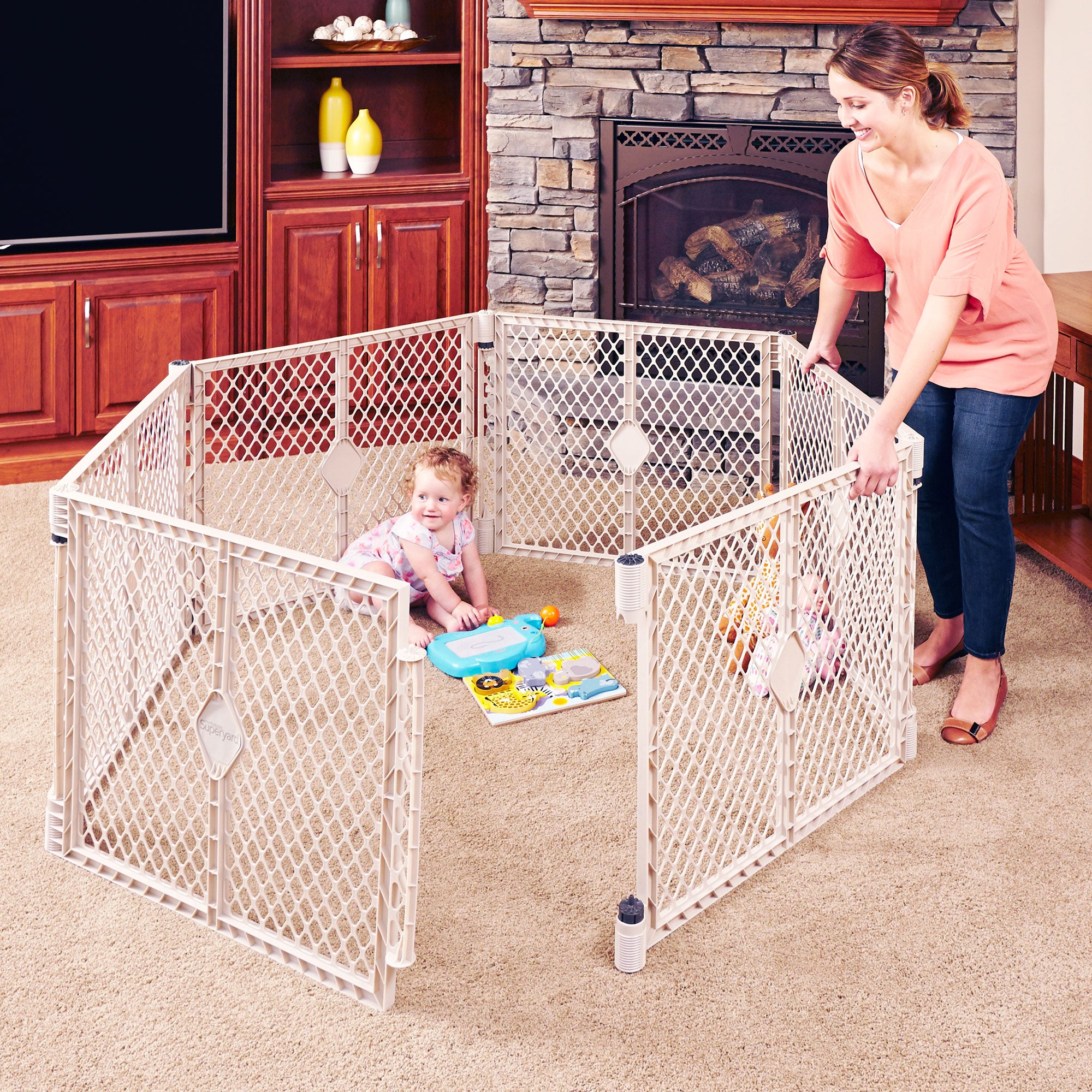 Toddleroo Superyard Indoor Outdoor Plastic Baby Safety Gate & Play Yard (Used)