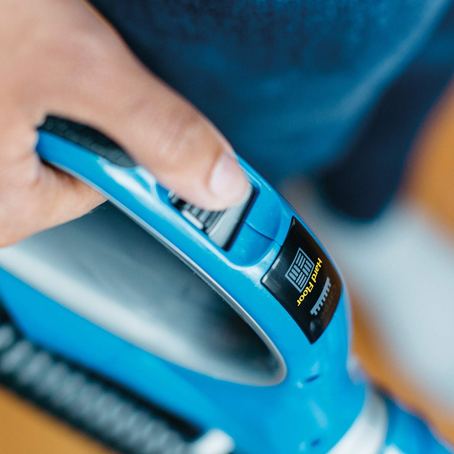 Shark NV682 Lift Away Upright Vacuum, Blue (Certified Refurbished) (For Parts)