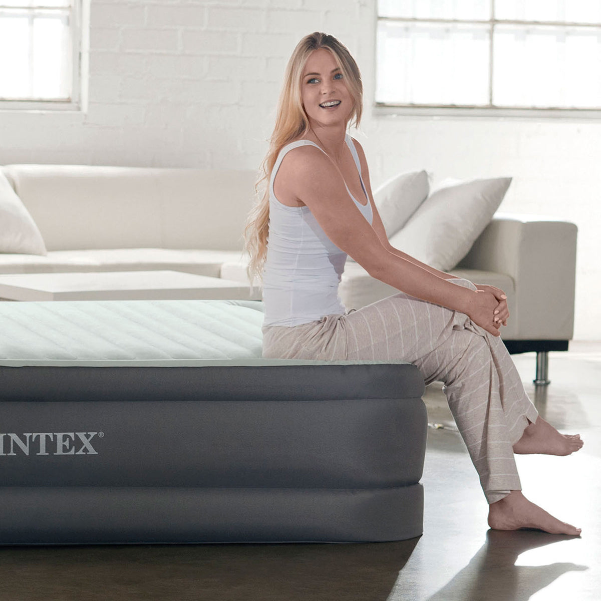 Intex PremAire I Fiber-Tech Elevated Air Mattress Bed with Built-In Pump, Twin