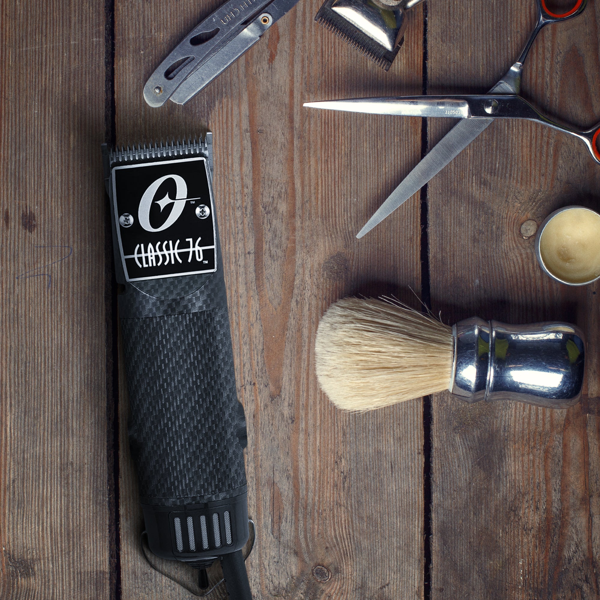Oster Classic 76 Limited Edition Detachable Blade Universal Motor Pro Clipper - VMInnovations