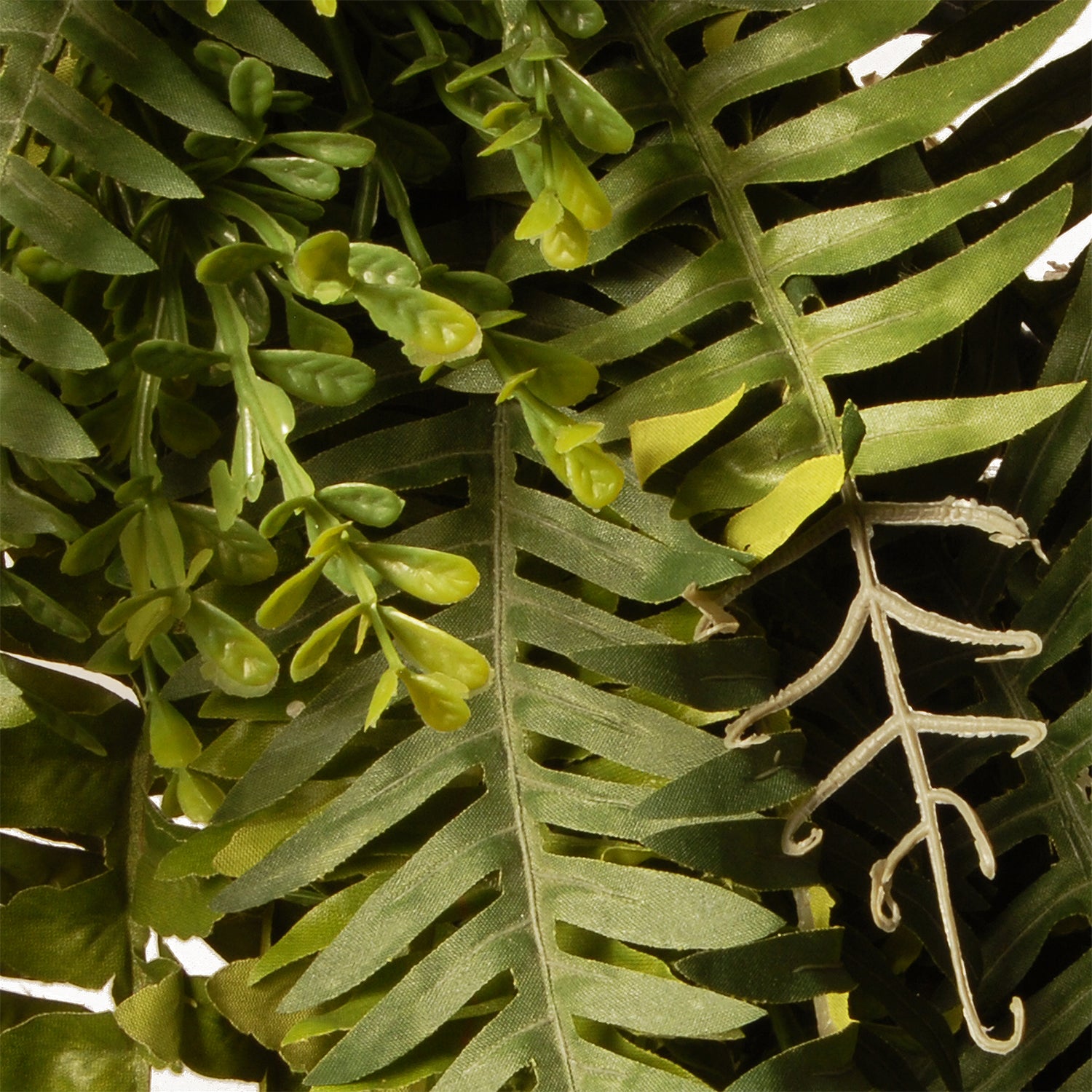 National Tree Company 35in Decorative Dia Fern Wreath, Unlit, Green (Open Box) - VMInnovations