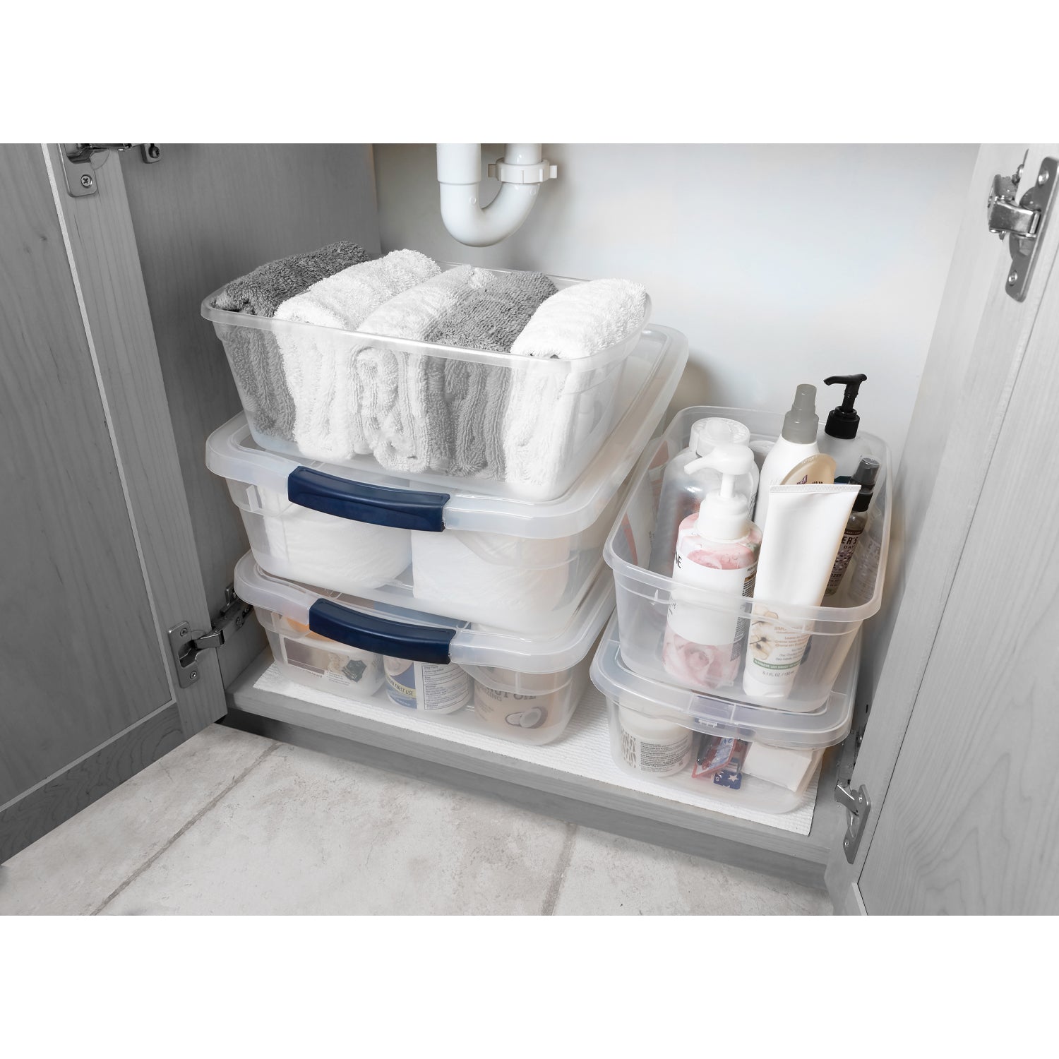 Rubbermaid Cleverstore Bundle with 4 Each 41 Qt & 95 Qt Latching Storage Bins
