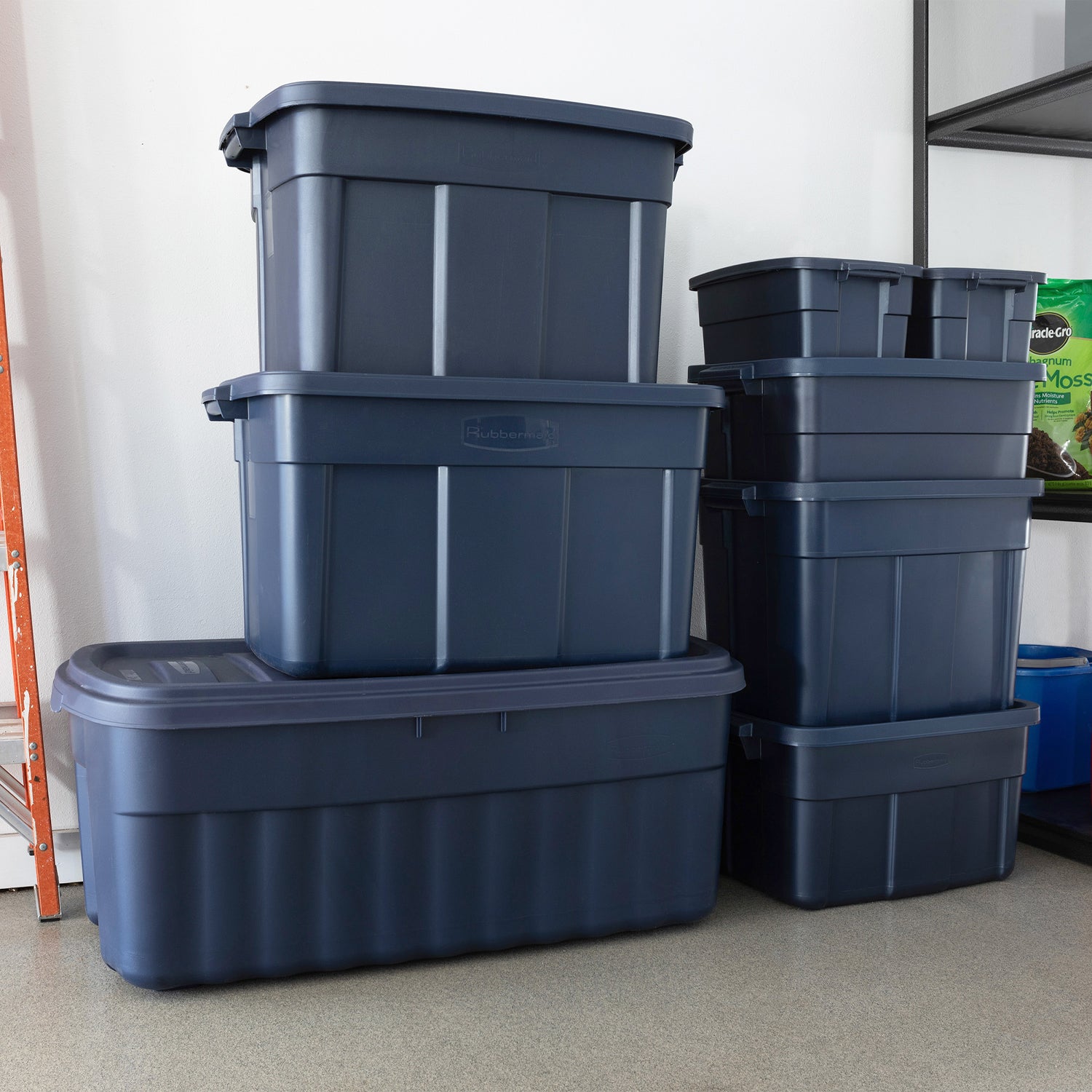 Rubbermaid 10 Gal Tote (6 Pack) & 31 Gal Stackable Storage Container (12 Pack)