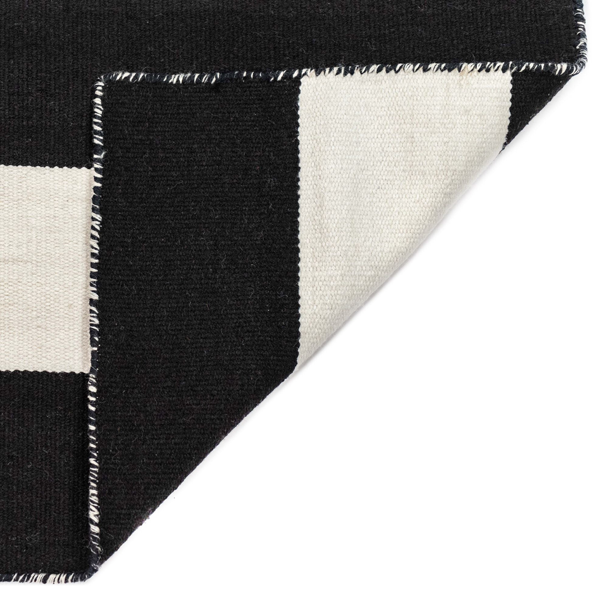 Liora Manne Transocean Indoor Outdoor Area Rug, Rugby Stripe, 8' 3" x 11' 6" - VMInnovations