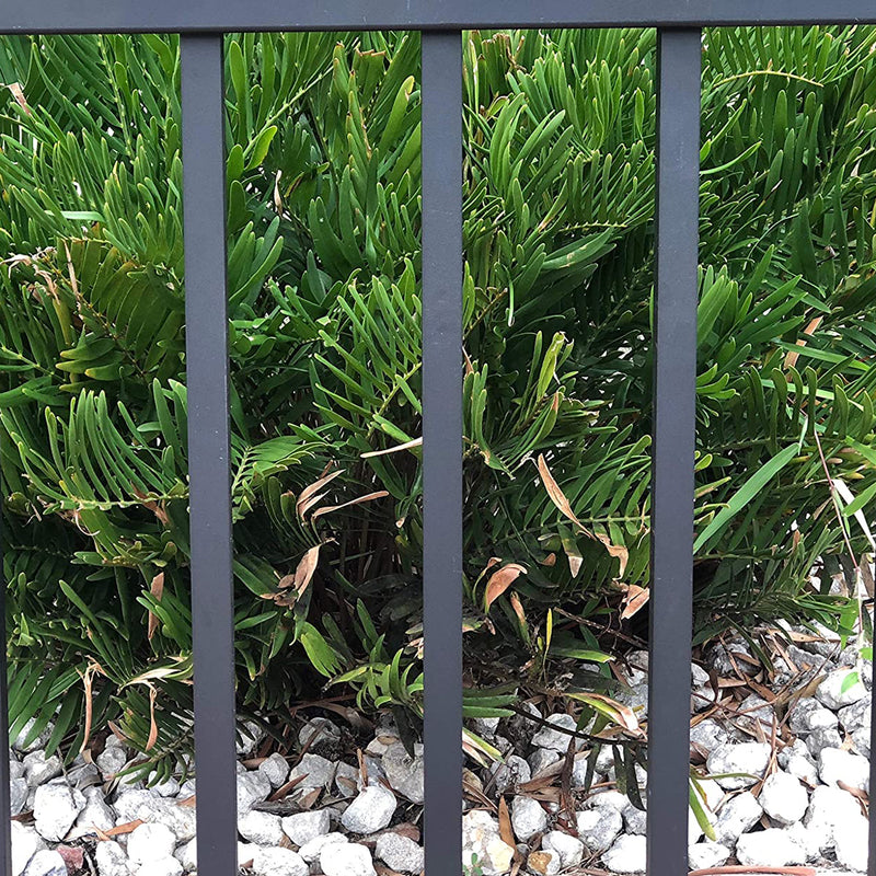 Stratco Outdoor Metal 3 Ft 2 In x 4 Ft Ezi-Fence Picket Fence in a Box System
