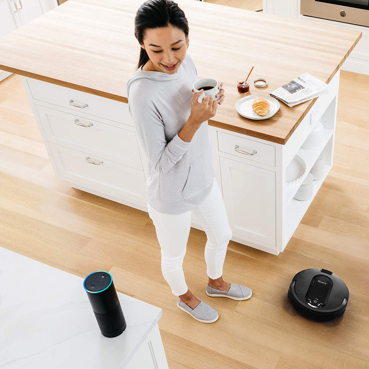 Shark IQ Intelligent Robot Vacuum Cleaner (Empty Base Not Included) (Open Box)
