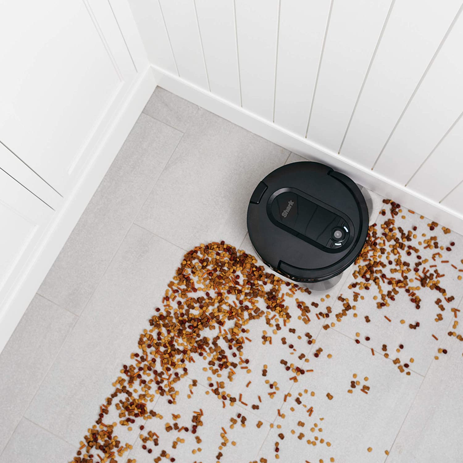 Shark IQ Intelligent Robot Vacuum Cleaner (Empty Base Not Included) (Open Box)
