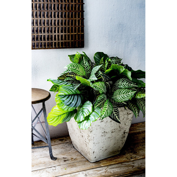 HC Companies KTS16000E59 16 Inch Tahoe Outdoor Square Planter Pot, Falcon Brown - VMInnovations
