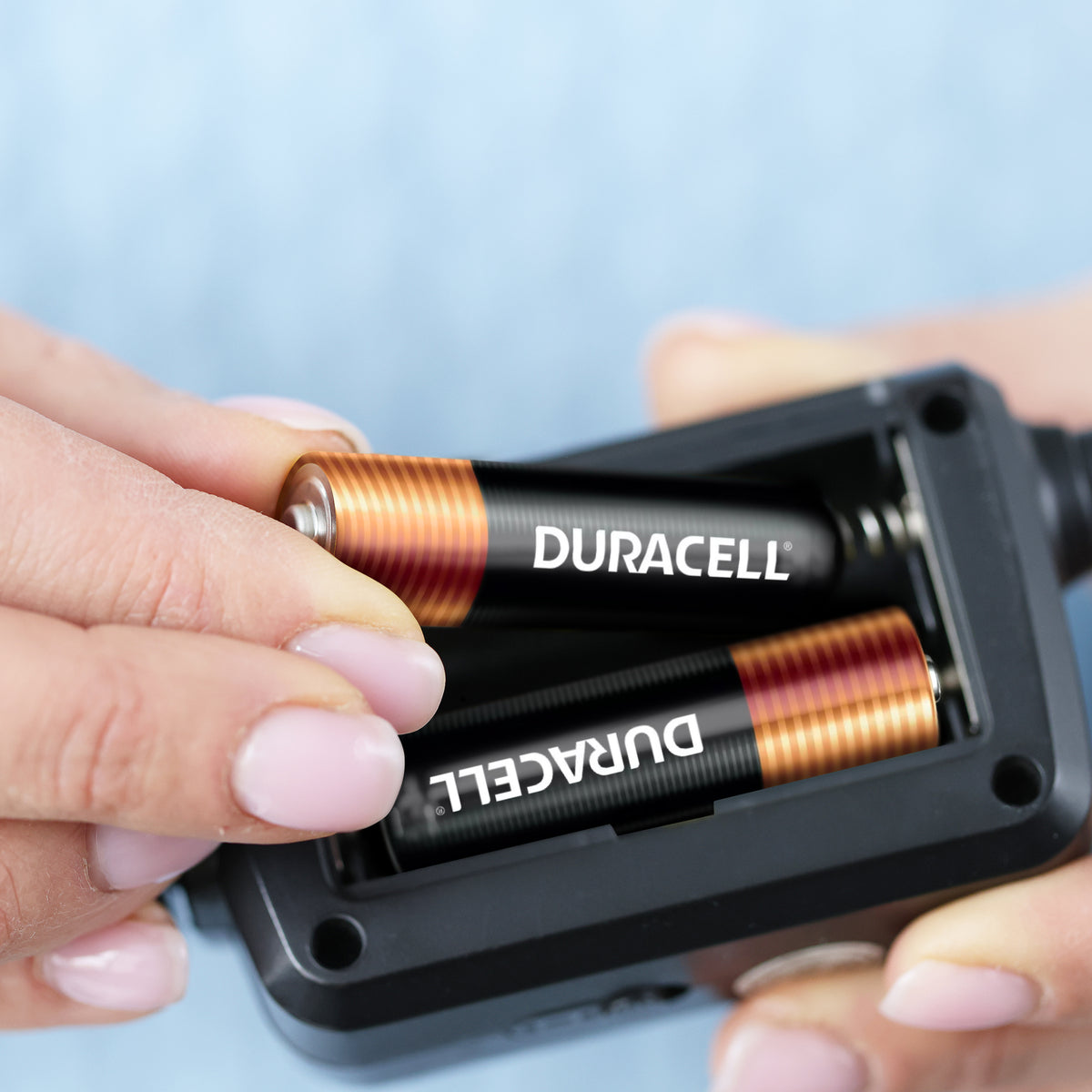 Duracell Duralock AA 1.5 Volt Alkaline Batteries for Exclusive Power (20 Pack) (Open Box)