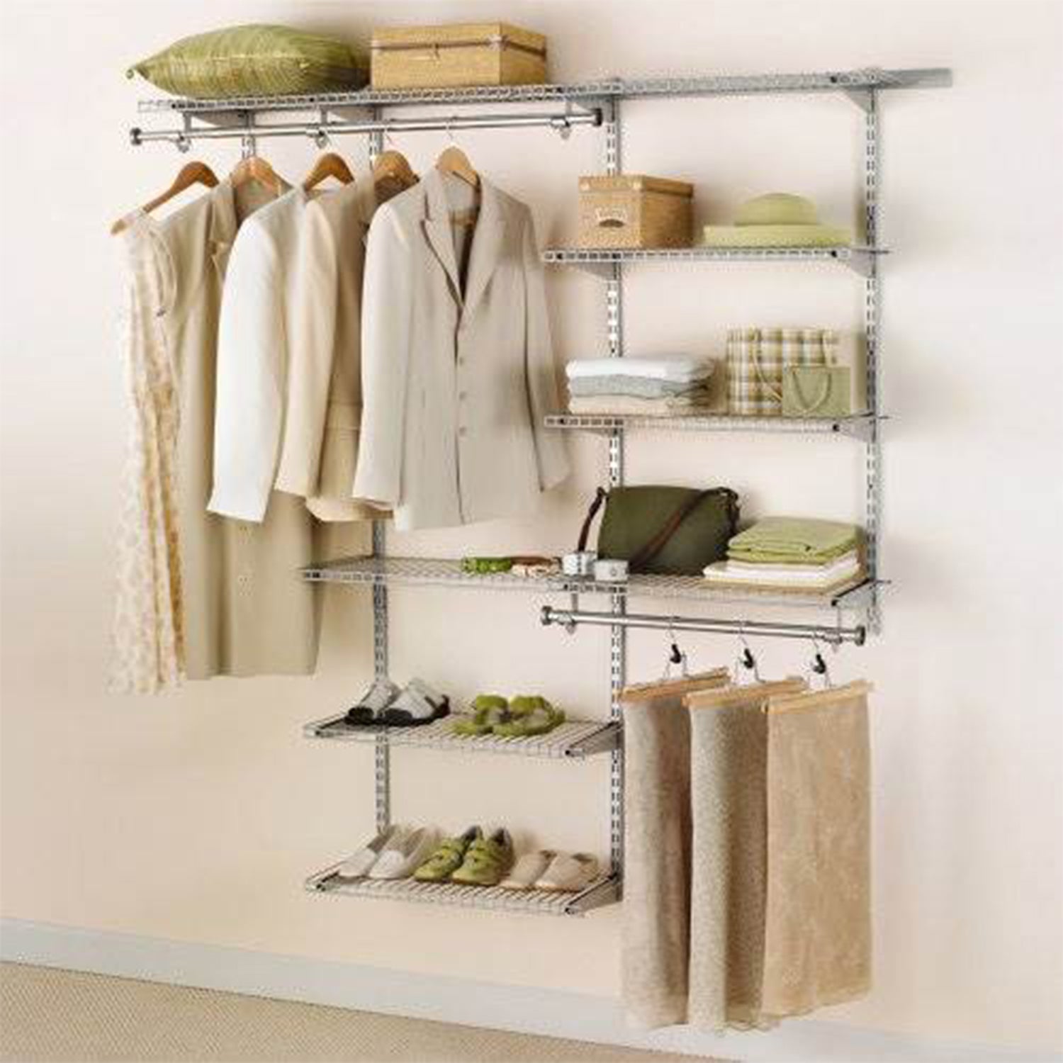 Rubbermaid Configurations 3-6 Ft Custom Closet Organizer Kit, Titanium (Used)