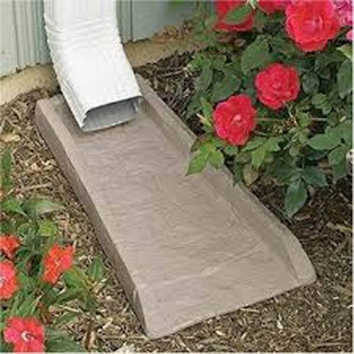 Suncast Decorative Rain Gutter Downspout Garden Splash Block, Light Taupe (Used)