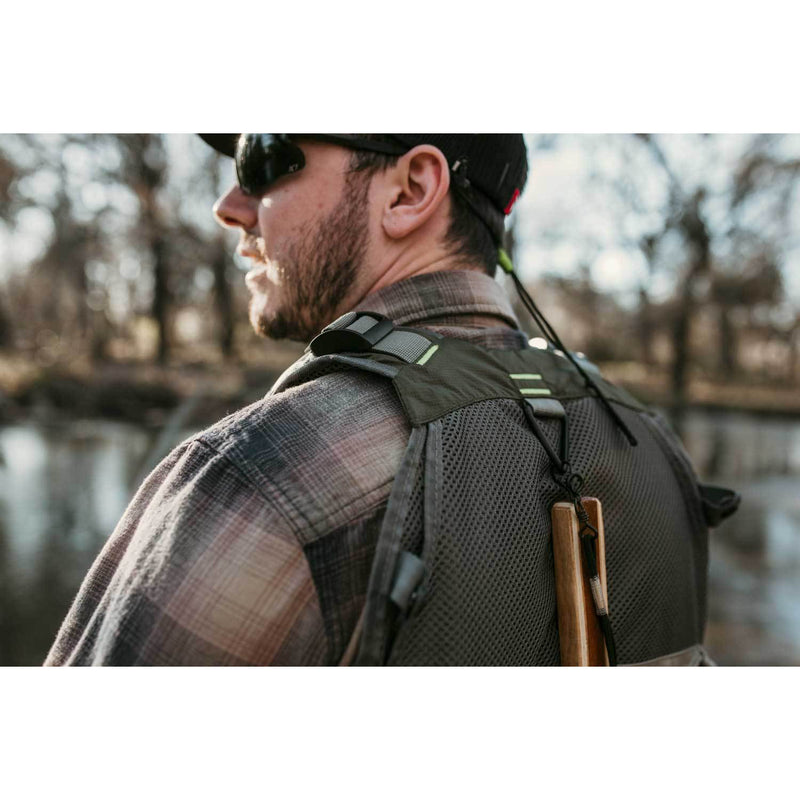 Elkton Outdoors Lightweight Fly Fishing Backpack Vest w/ Mesh-Pockets, One Size