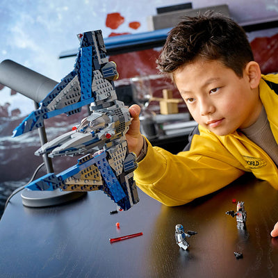 LEGO Star Wars 75316 Mandalorian Starfighter 544 Piece Kit with 3 Minifigures