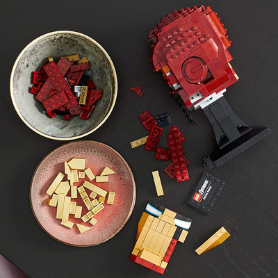 LEGO Avengers 76165 Iron Man Helmet Collectible Block Building Set (480 Pieces)
