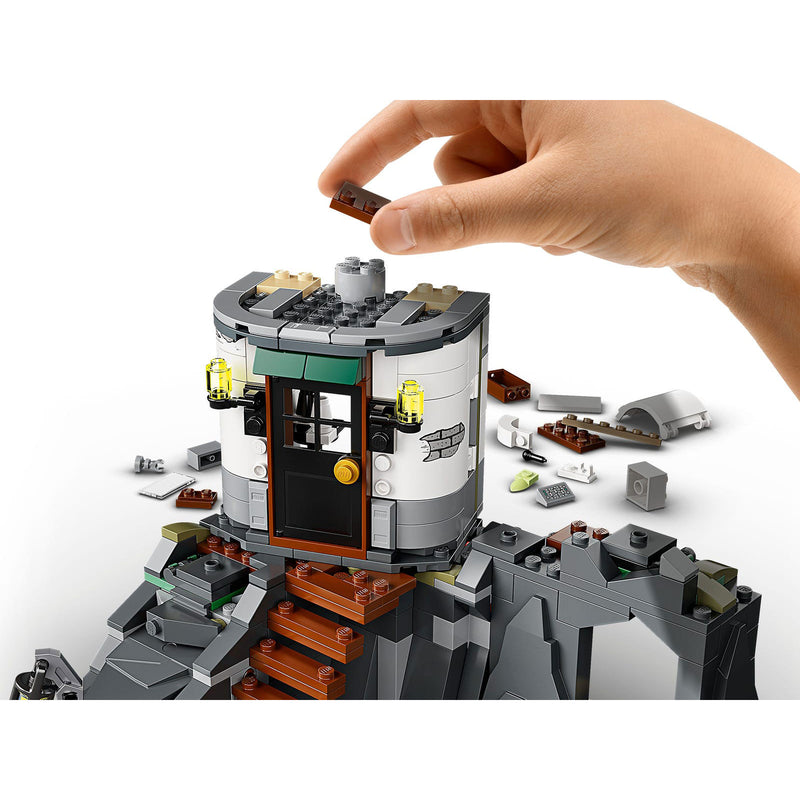 LEGO 70431 Hidden Side Lighthouse of Darkness 540 Piece AR Block Building Set