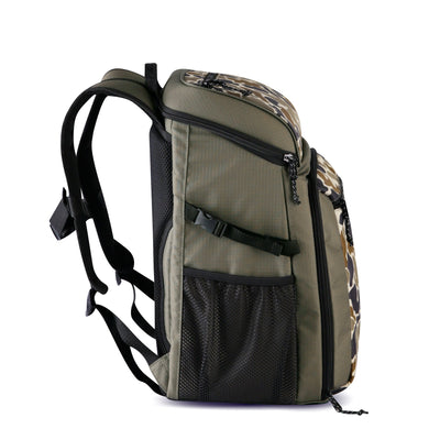 Igloo Gizmo Adjustable Insulated 30 Can Cooler Backpack, Camouflage (Open Box)