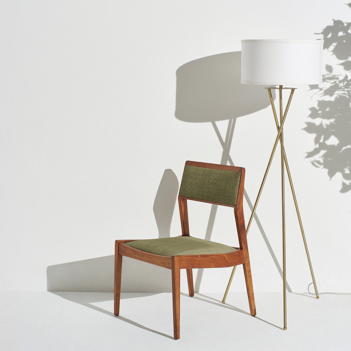 Brightech Jaxon Floor Lamp Standing Light with LED Light Bulb, Brass (Used)