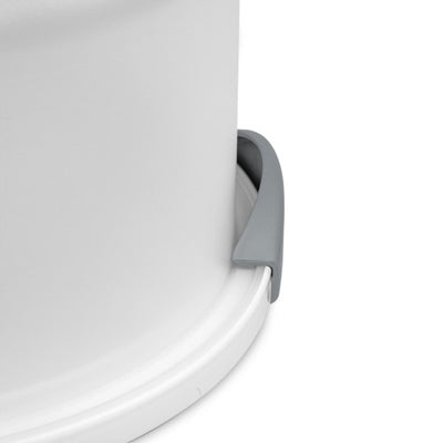 Sterilite Portable Latching Cake Server Carrier Keeper with Handles (8 Pack) - VMInnovations