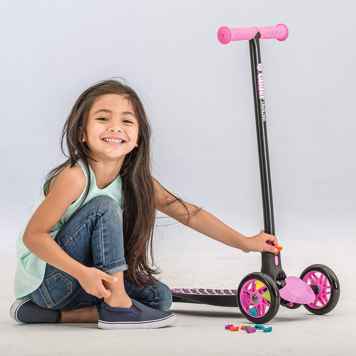Yvolution Glider Deluxe Adjustable 3-Wheeled Scooter Youth Age 3 to 8, Pink