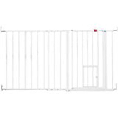 Carlson Pet Products 30" Flexible Gate for Wide Openings w/ Pet Door (Open Box) - VMInnovations