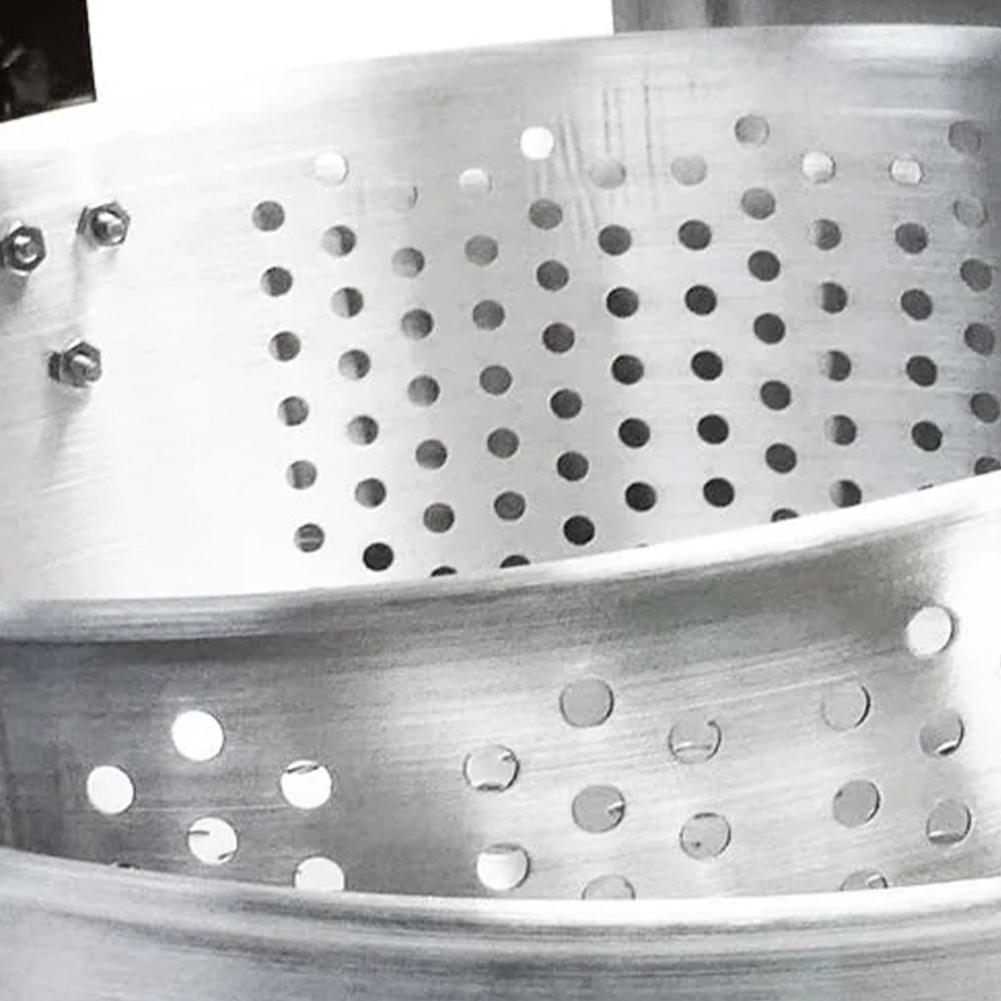 Bayou Classic Durable 14 Quart Aluminum Fry Pot & Removable Basket (Open Box) - VMInnovations