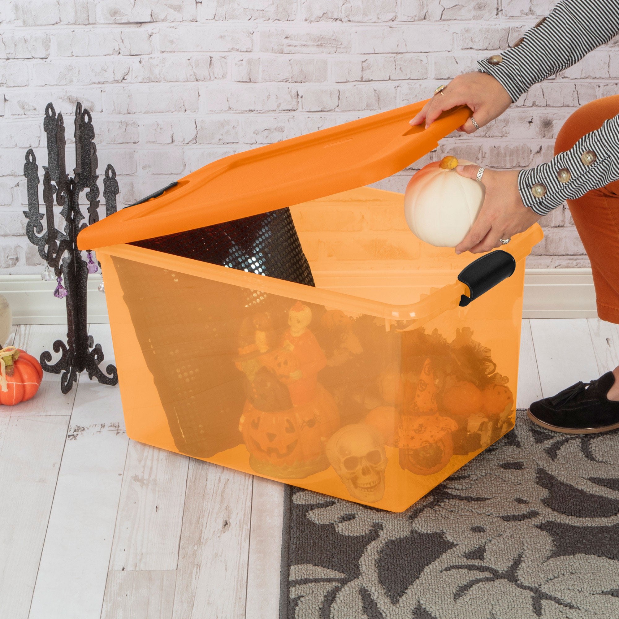 Sterilite 64 Qt Latching Plastic Storage Container Bin in Orange (Open Box)