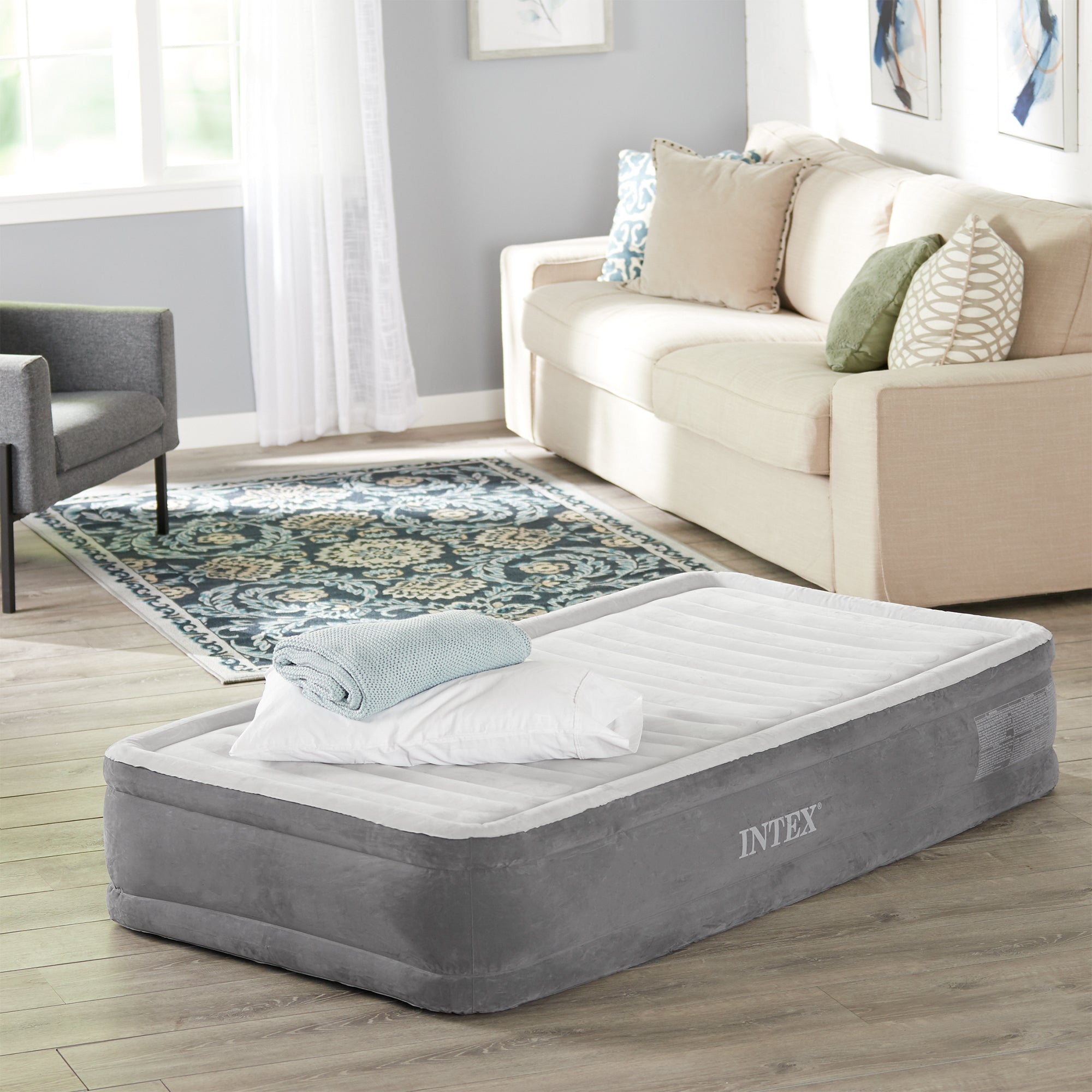 Intex Comfort Plush Dura Beam Plus Series Mid Rise Airbed w/ Internal Pump, Twin