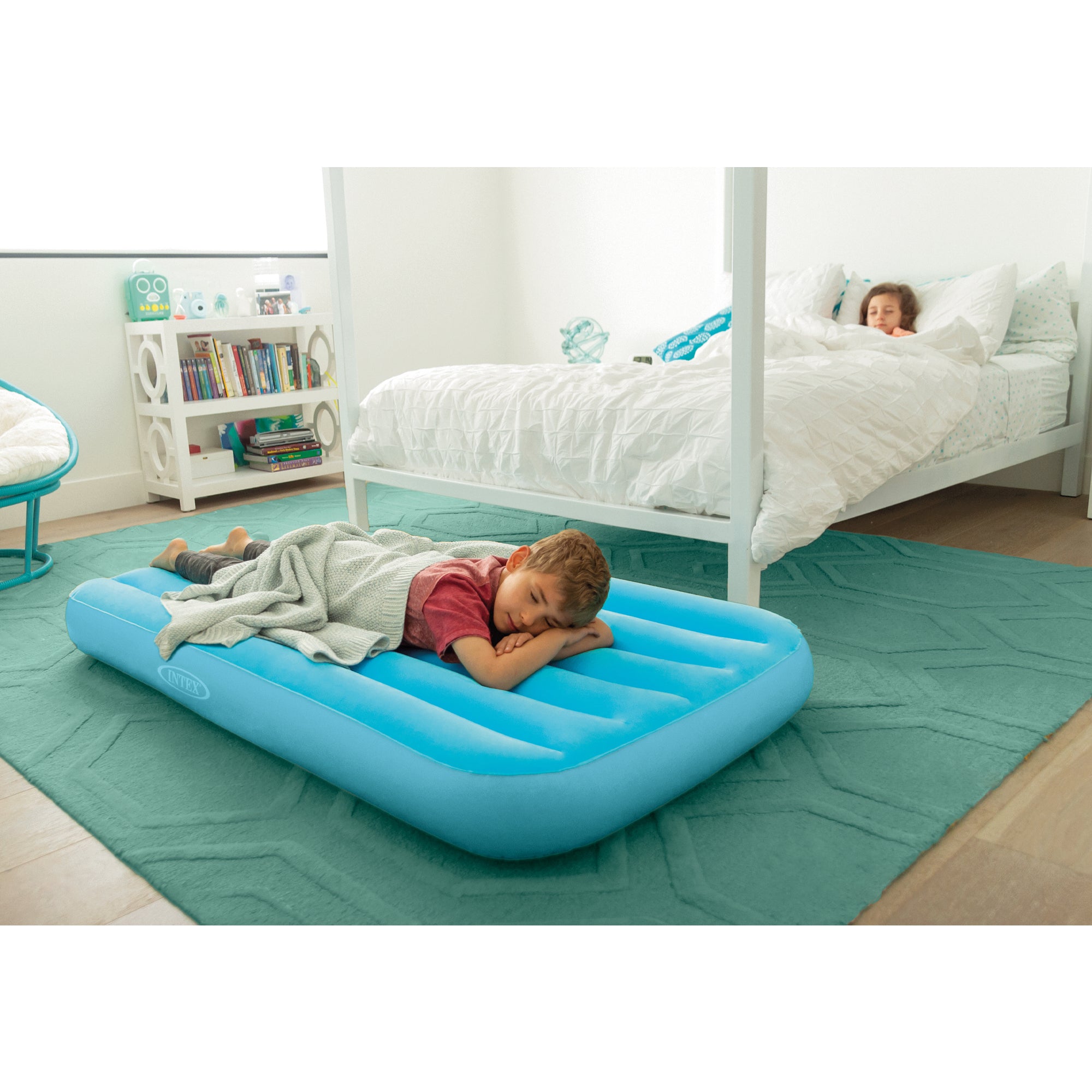 Intex Cozy Kidz Fun-Colored Inflatable Air Bed Mattress w/ Carry Bag (Used) - VMInnovations