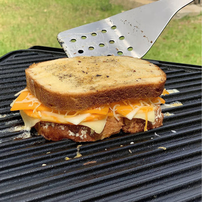 Bayou 28 Inch Flat and Grill Sides Seasoned Cast Iron Griddle Pan (Used) - VMInnovations