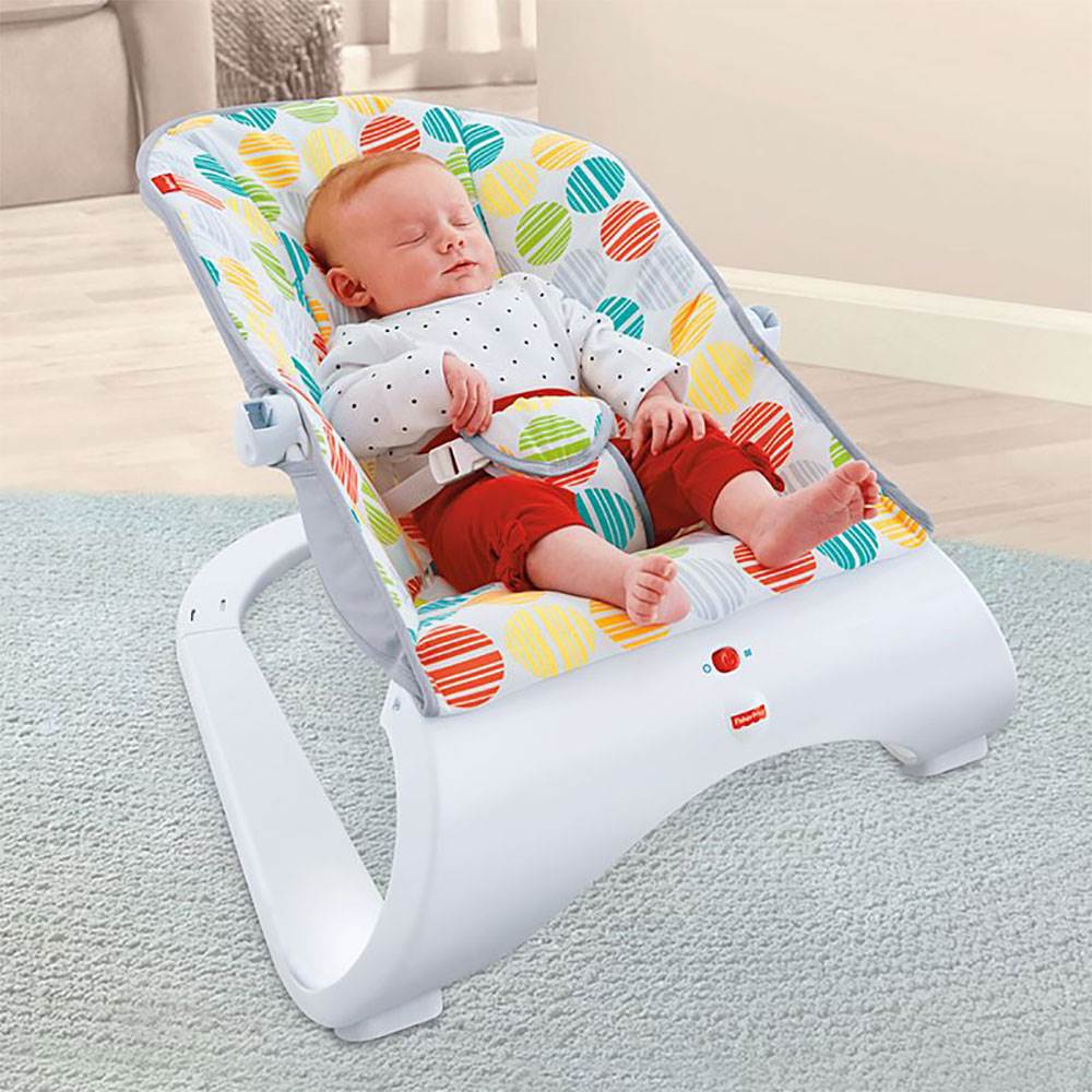 Fisher-Price Comfort Curve Soothing and Vibrating Infant Bouncer with Toy Bar