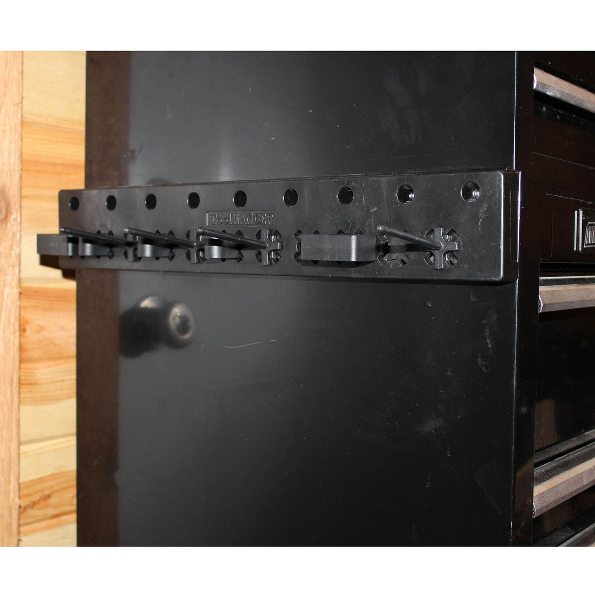Grillight Magnetic Wall Holder Grill Utensil & Kitchen Tool Rack, Black (Used)
